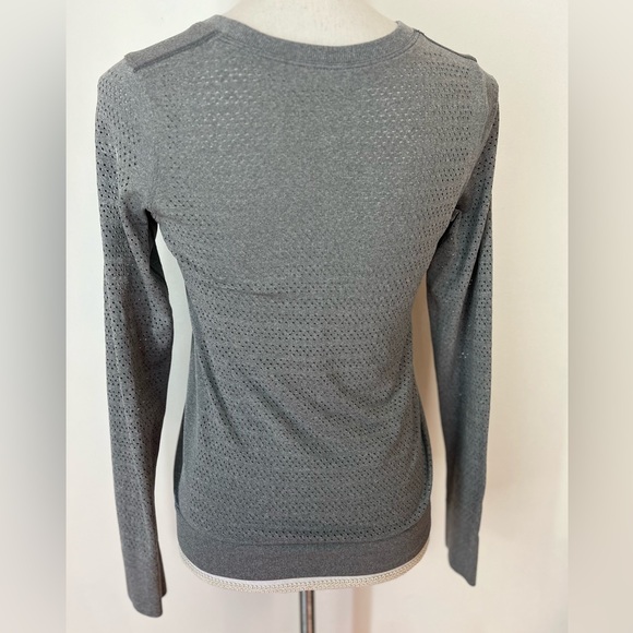 lululemon breeze by long sleeve - Picture 2 of 4